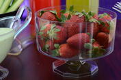 Serving Strawberries in Premium Plastic Trifle Bowls