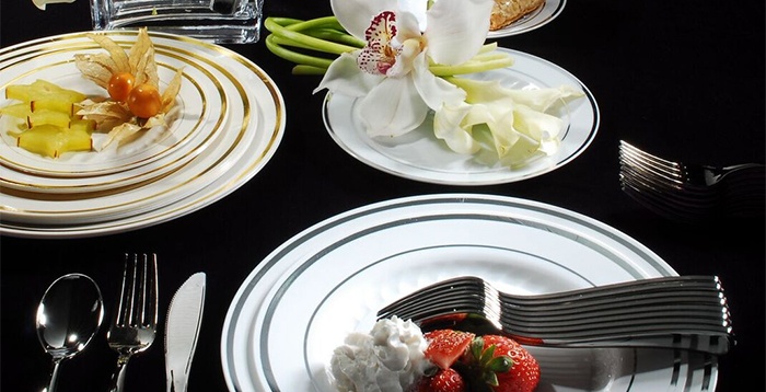 Round Dinnerware Set by Fineline Disposables